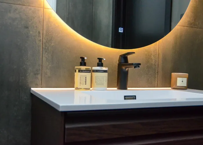 Apartament Istay - Parkgata 40 *